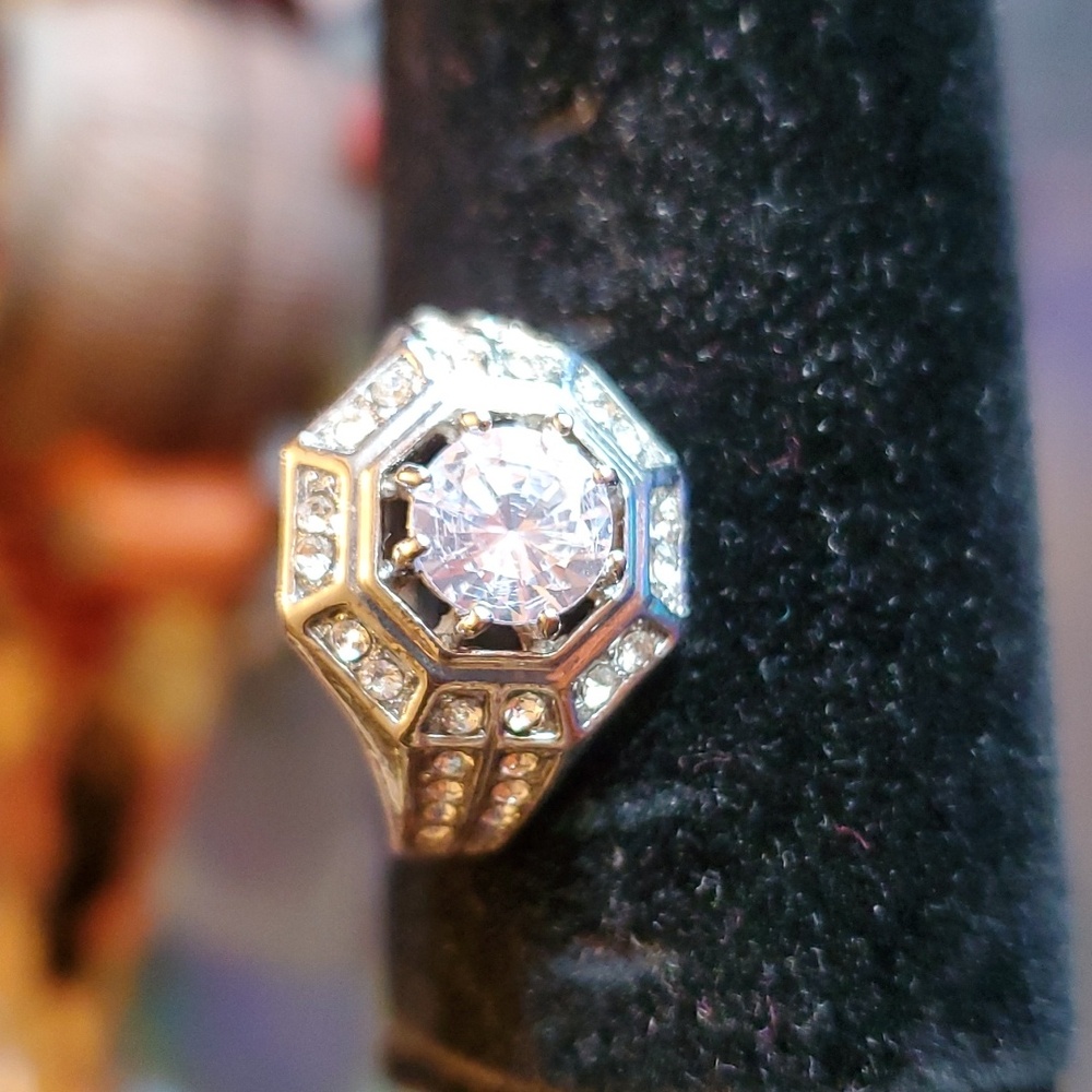 Ring